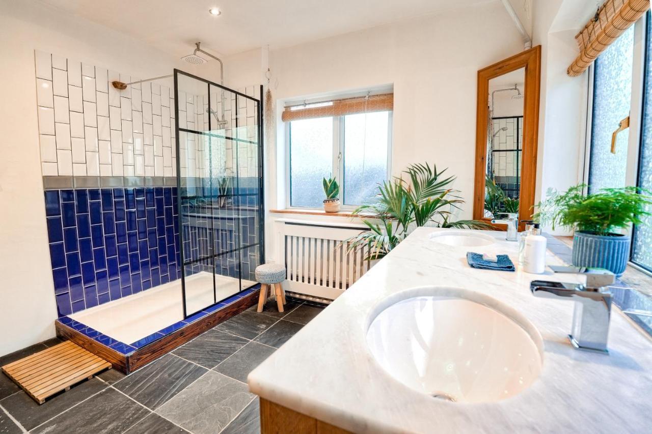 Spacious Sea-View Apt. Overlooking St Ives Bay Gwithian Exterior photo